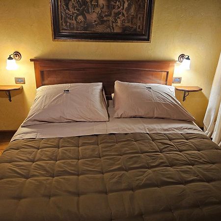 Spino Fiorito Stay Casola in Lunigiana ภายนอก รูปภาพ