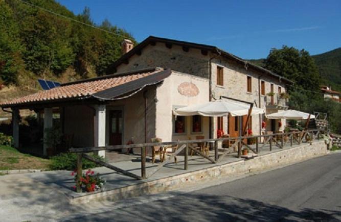 Spino Fiorito Stay Casola in Lunigiana ภายนอก รูปภาพ